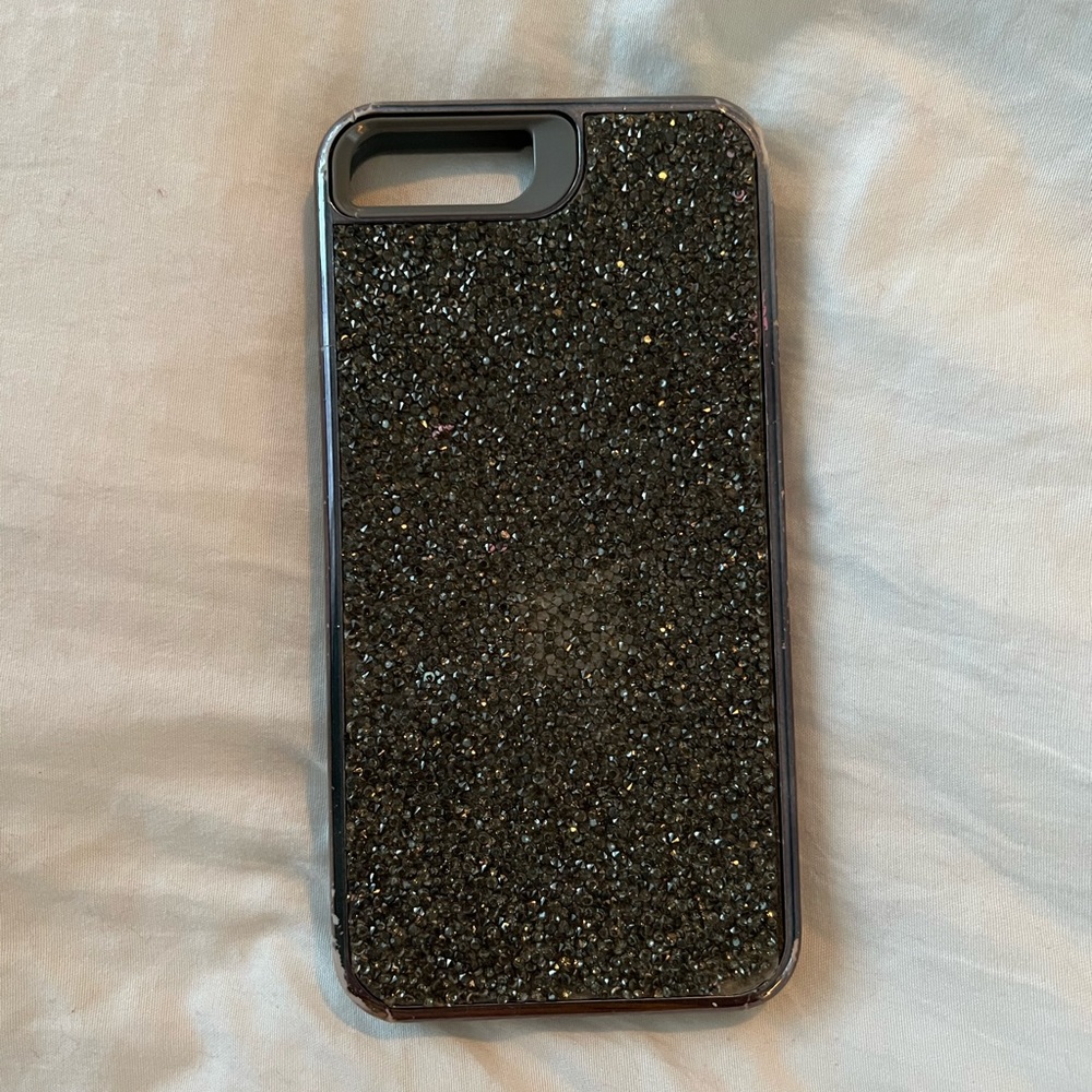 Super cute bedazzled iPhone 8 Plus case!